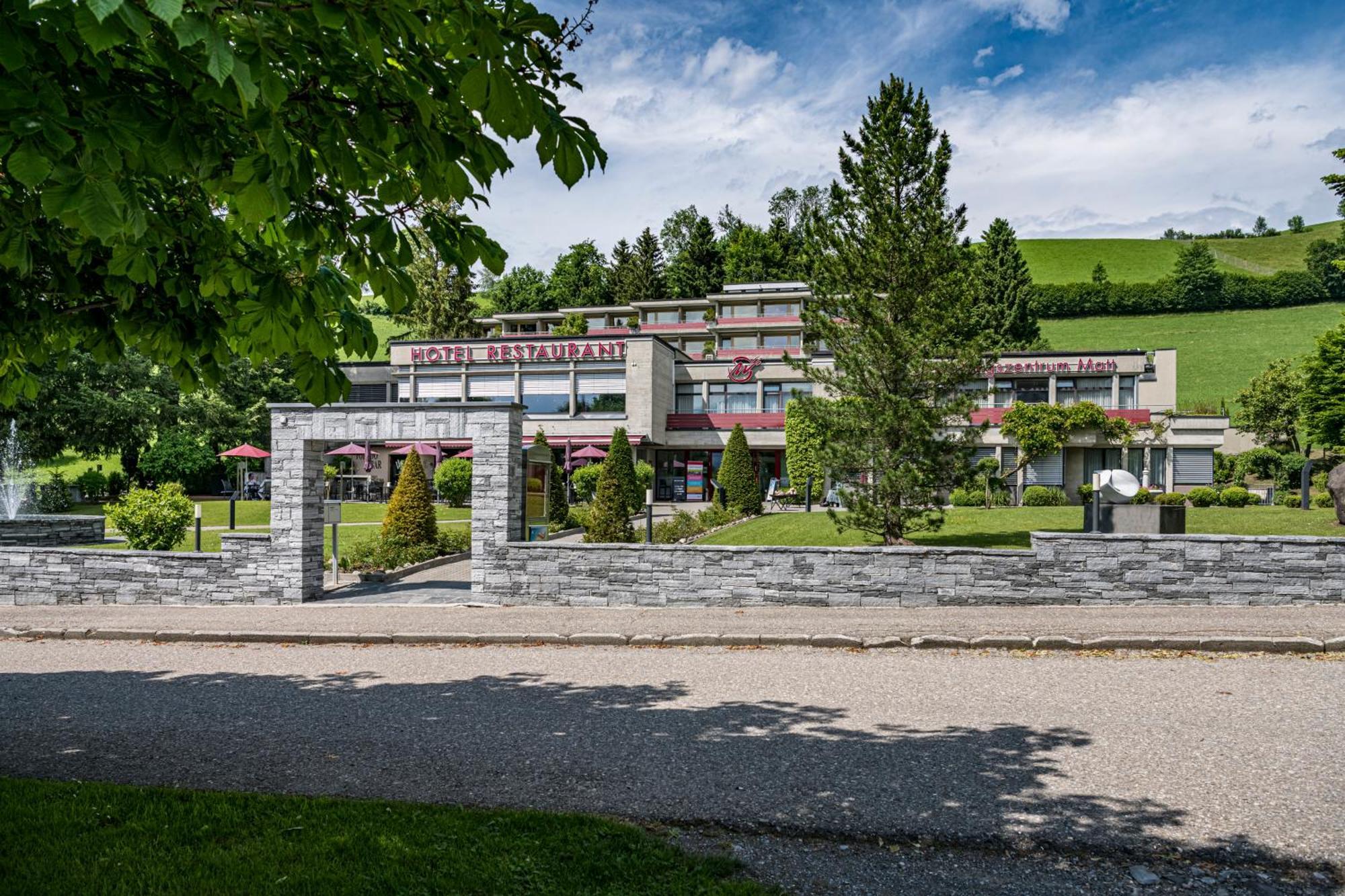 Hotel & Bildungszentrum Matt Schwarzenberg Esterno foto